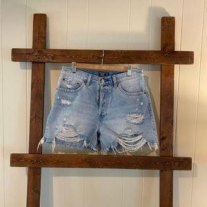 ABERCROMBIE High Rise 4” Shorts- 28/6